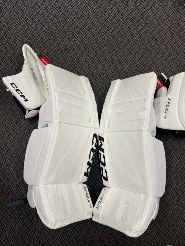 34" +1 CCM EFLEX 7.9 Goalie Full Set (New)