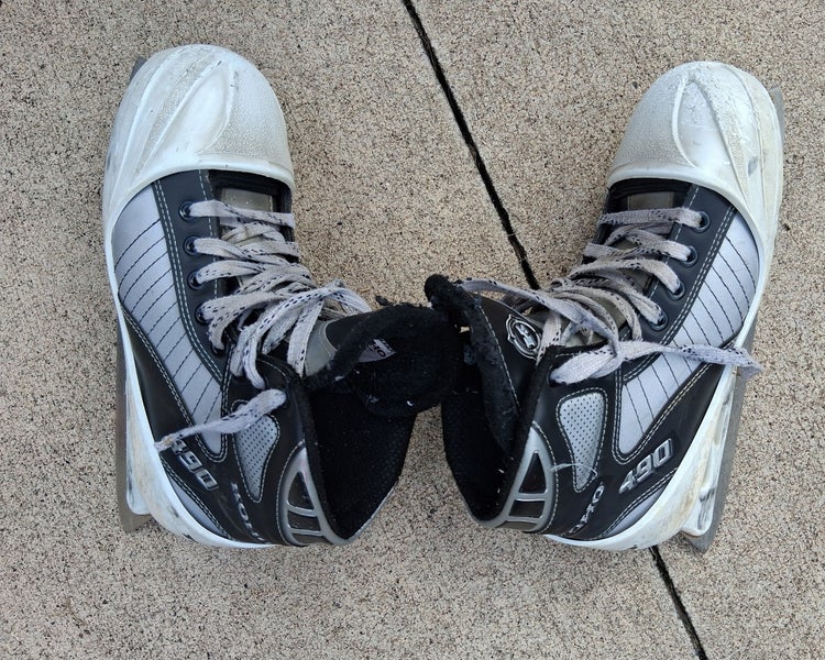 Koho 490 Hockey Goalie Skates Size 6.5 (Used)
