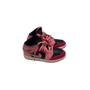 Used Nike JORDAN 1 MID CORAL CHALK GS Basketball Shoes Y Pink Junior 04.5 11347-S000256148