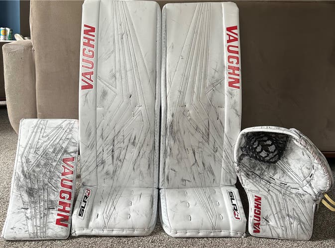 34" 2024 Vaughn SLR4 Pro Carbon Regular Goalie Full Set Pro Stock (Used)