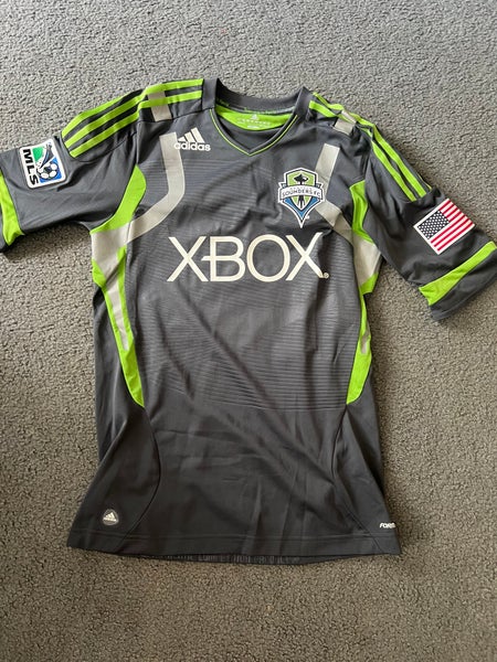Gray Small Men's Adidas Jersey (Used)