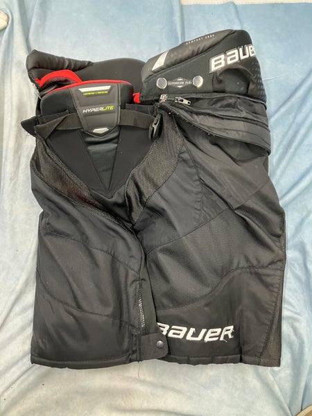 Black Intermediate Medium Bauer Vapor Hyperlite Hockey Pants (Used)