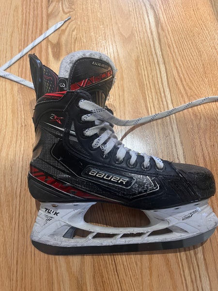 Junior Used Bauer Vapor 2X Pro Hockey Skates Regular Width Size 3