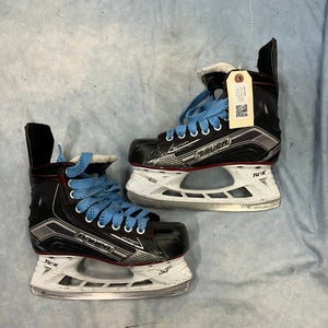 Junior Bauer Vapor X500 Hockey Skates Regular Width Size 3.5 (Used)