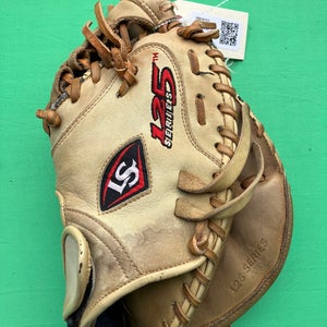 Louisville Slugger 125 Series RH Catcher's Baseball Glove 32.5" (Used)