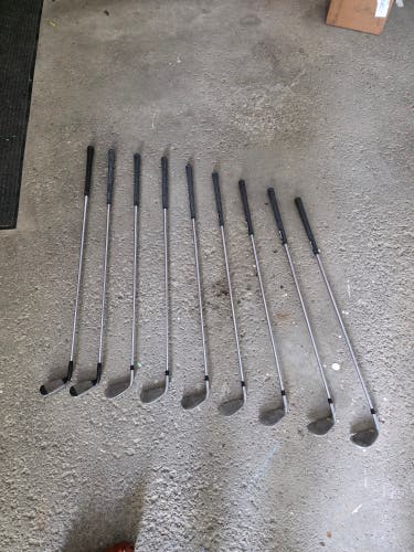 Men's BombTech Right Handed Iron Set 9 Pieces (Used)