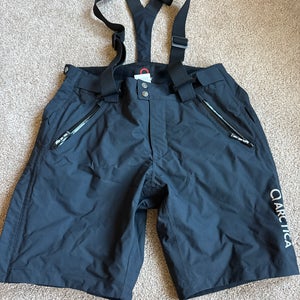 Black Medium Adult Unisex Arctica Shorts (Used)