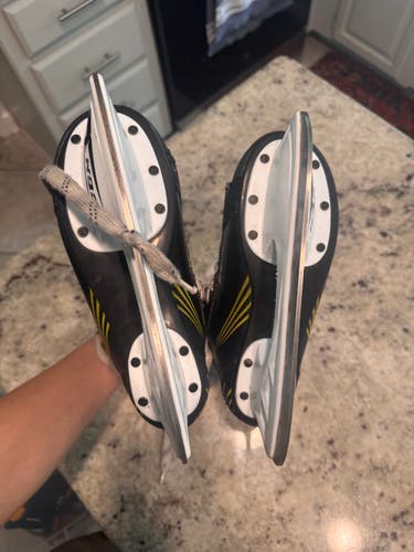 CCM Hockey Skates Regular Width Size 2