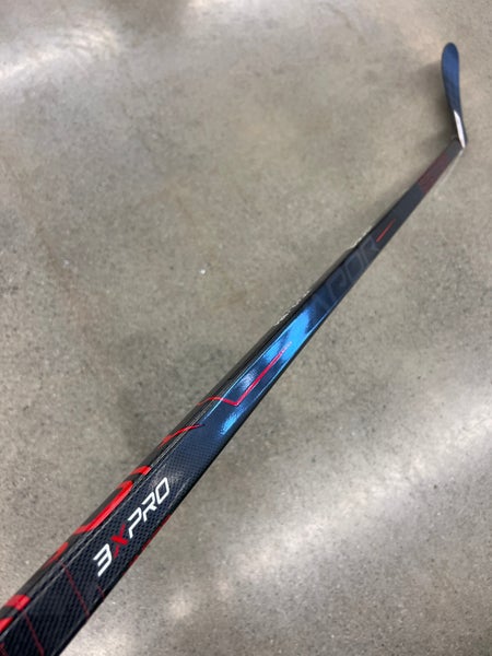 Senior Bauer Vapor 3X Pro Hockey Stick Left Hand P28 (Used)