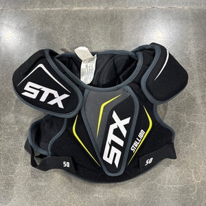 Medium Youth STX Stallion 50 Shoulder Pads (Used)