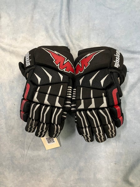 Black Junior Mission Axiom T8 Gloves 10" (Used)