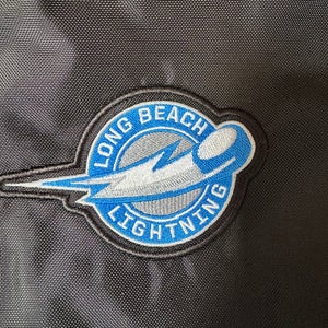Long Beach, lightning hockey shell junior large new