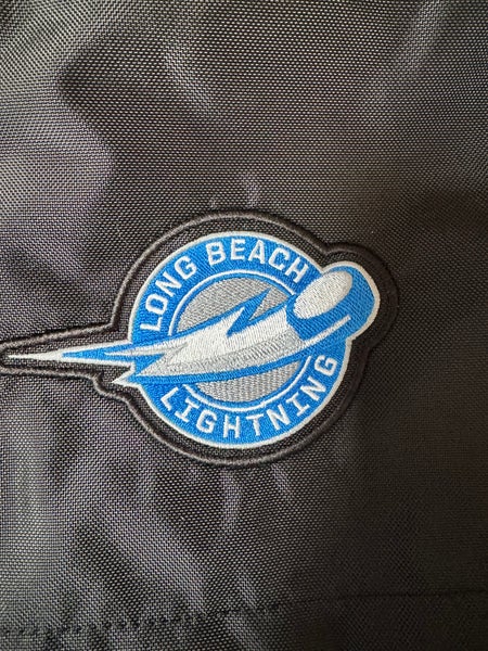 Long Beach, lightning hockey shell junior large new