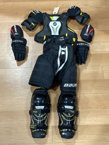 Used Youth Hockey Starter Kit