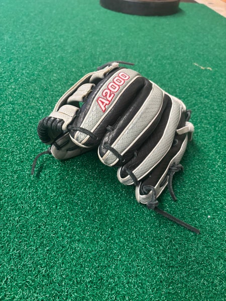 Wilson A2000 Baseball Glove