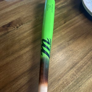 Marucci LINDY12 Youth Maple Wood Baseball Bat: MYVE4LINDY12-T/LG 30”