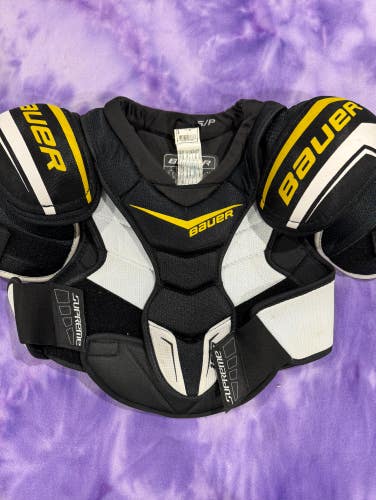 Small Senior Bauer S150 Shoulder Pads (Used)