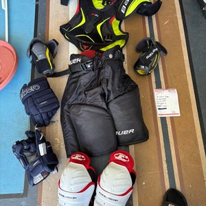 Junior small hockey equipment set up