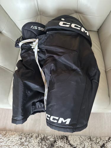 Men's Senior Medium CCM Tacks AS 580 Hockey Pants Pro Stock (Used)