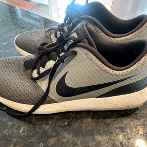 Nike Golf Shoes Size 8.5 Great Condition