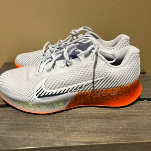 NikeCourt Air Zoom Vapor 11 Electric
Men's Hard Court Tennis Shoes Size M 11.0 (W 12.0) NWOB