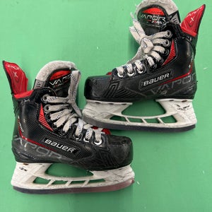 Youth Bauer Vapor 3X Pro Hockey Skates | Size 11Y