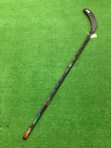 Junior Bauer Nexus Tracer Hockey Stick Right Handed P92 (Used)
