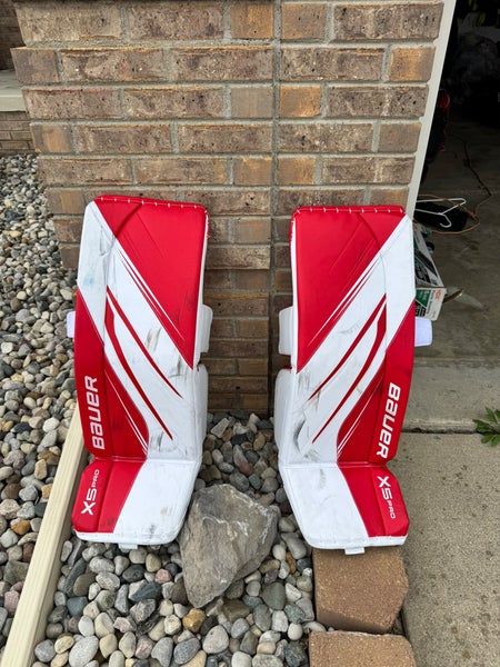 Large 2024 Bauer Vapor X5 Pro Goalie Leg Pads (Used)
