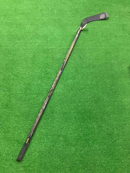 Senior Bauer Supreme 1S Hockey Stick Right Handed P92 (Used)
