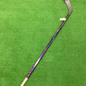 Junior Bauer Twitch Hockey Stick Left Hand P28 (Used)