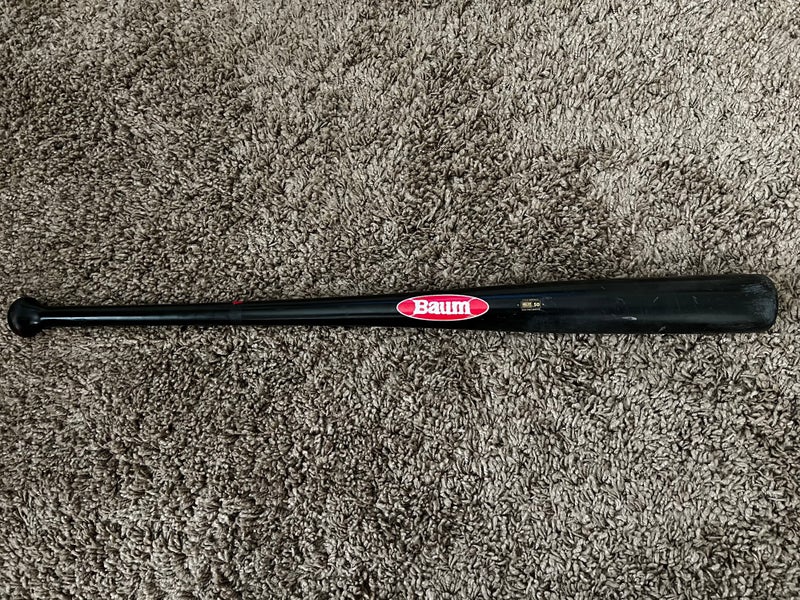 Baum Bat Gold Stock AAA Pro Maple Balanced 33 inch