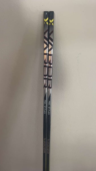 Senior Bauer Vapor Hyperlite 2 Right Handed Hockey Stick P92 Pro Stock (Used)