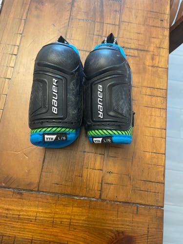 Large Bauer Bauer X Elbow Pads (Used)