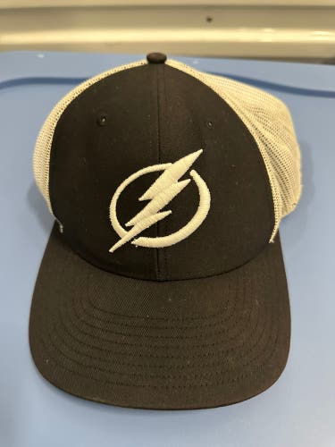 Tampa Bay Lightning SnapBack Hat (2022 playoffs)(Black/White)