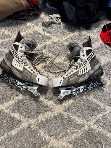 Used Mission Regular Width Size 9 Inhaler AC4 Inline Skates