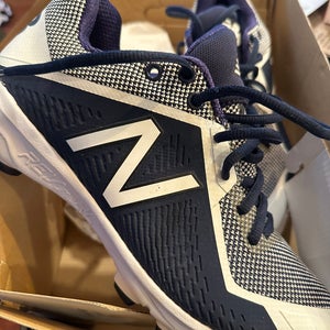New Balance 404NV Baseball moulded cleats