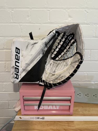 2022 Bauer Supreme 2S Pro Regular Pro Stock (Used)