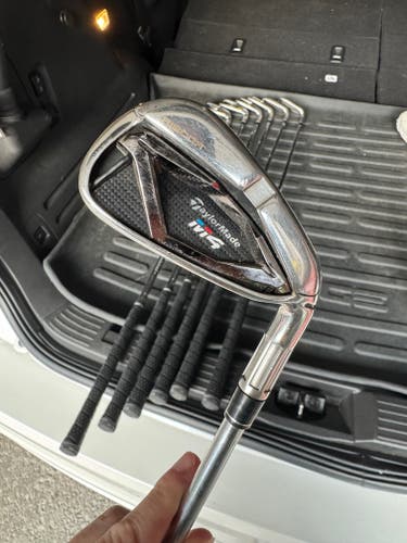 Men's TaylorMade M4 Right Handed Iron Set Stiff Flex (7 Clubs) #5 - #9, PW, GW Steel Shaft (Used)