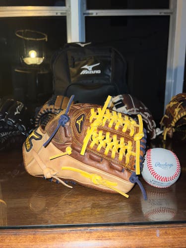 Fresh Restore  Mizuno Classic Pro Soft GCP67S 11.5" (Used)