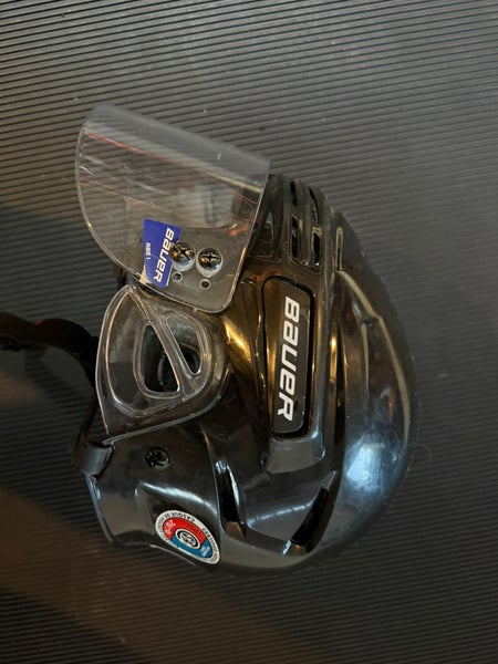 Medium Bauer BHH7500 Helmet (Used)