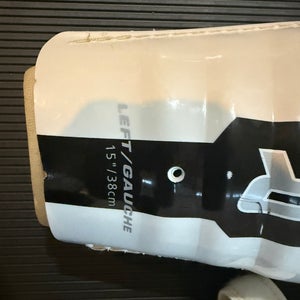 Senior Bauer Nexus 400 15" Shin Pads (Used)