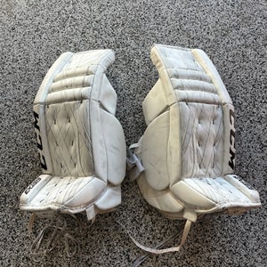 33" CCM Extreme Flex lll Goalie Leg Pads (Used)