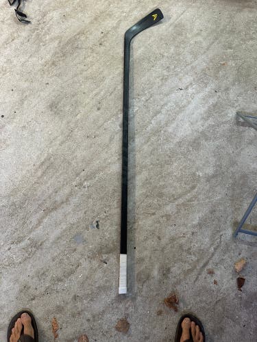 Senior Easton Stealth 65 S Right Handed Hockey Stick P5 Heel Pattern (Used)
