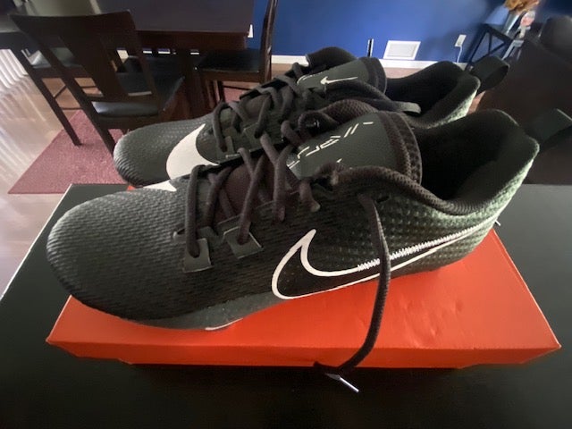 Black Men's Size M 10.5 (W 11.5) Adult Nike Low Top (New)