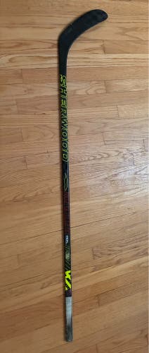 Junior Sher-Wood Rekker Legend Pro Left Hand Hockey Stick PP28 (Used)
