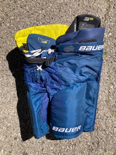 Junior Large Bauer Supreme 3S Hockey Pants