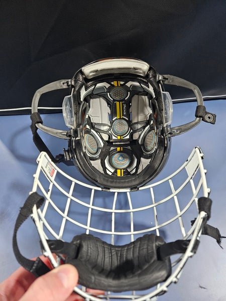 Small CCM Tacks 910 Helmet (Used)