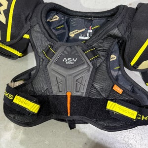Large Youth CCM Tacks ASV Shoulder Pads (Used)
