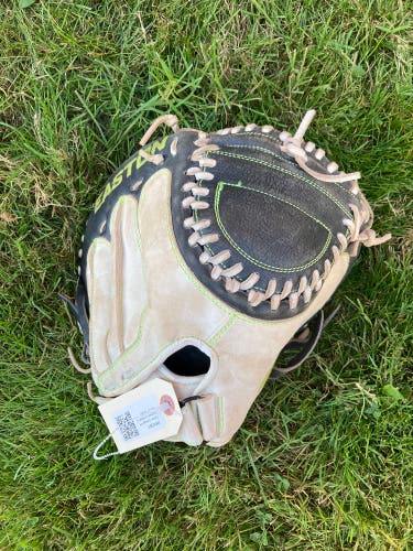 Easton Synergy Catcher's Fastpitch Glove | RH 33"