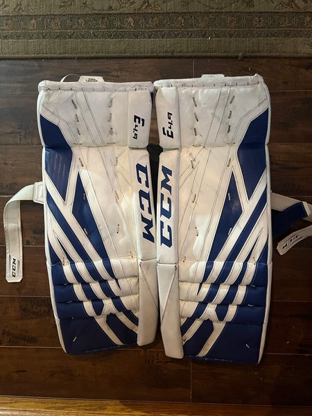 32" CCM Extreme Flex E4.9 Goalie Leg Pads (Used)